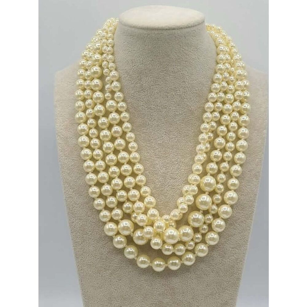 Stunning!  J Crew 5 Strand Faux Pearl Necklace - Picture 8 of 9